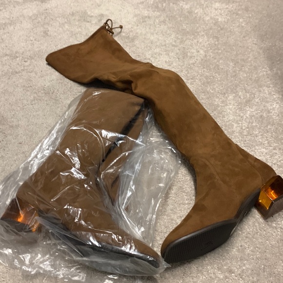 Stuart Weitzman Charlolet Coffee Stretch Suede 7.5  WORN ONE TIME w/box - Picture 3 of 11